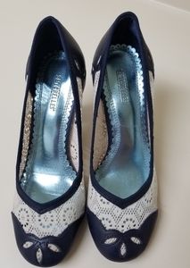 Seychelles lace and faux leather heels